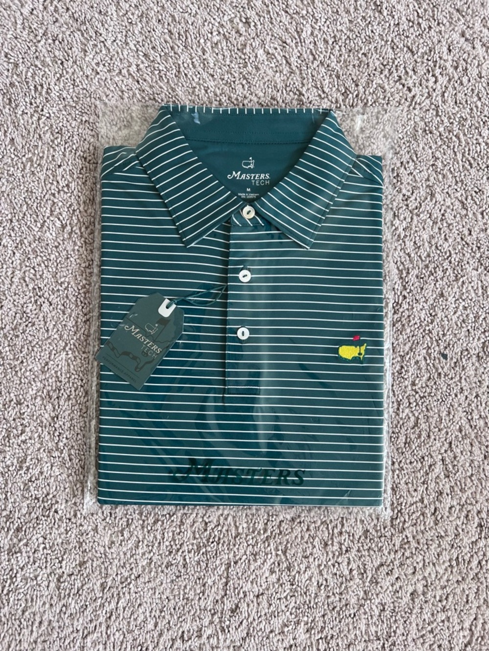 Brand NWT Sealed 2026 Masters Men's Green Polo with Embroidered Logo